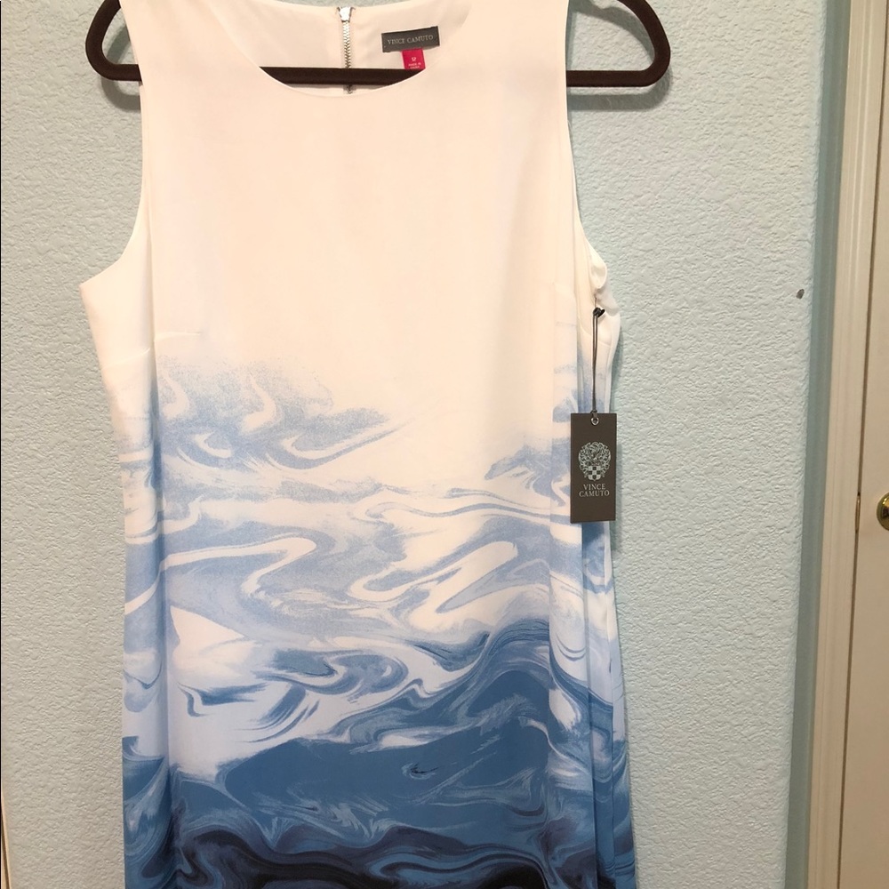 NWT Vince Camuto Shift Dress